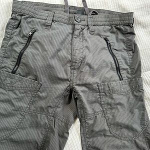 Unisex Armani Exchange pants, size 28